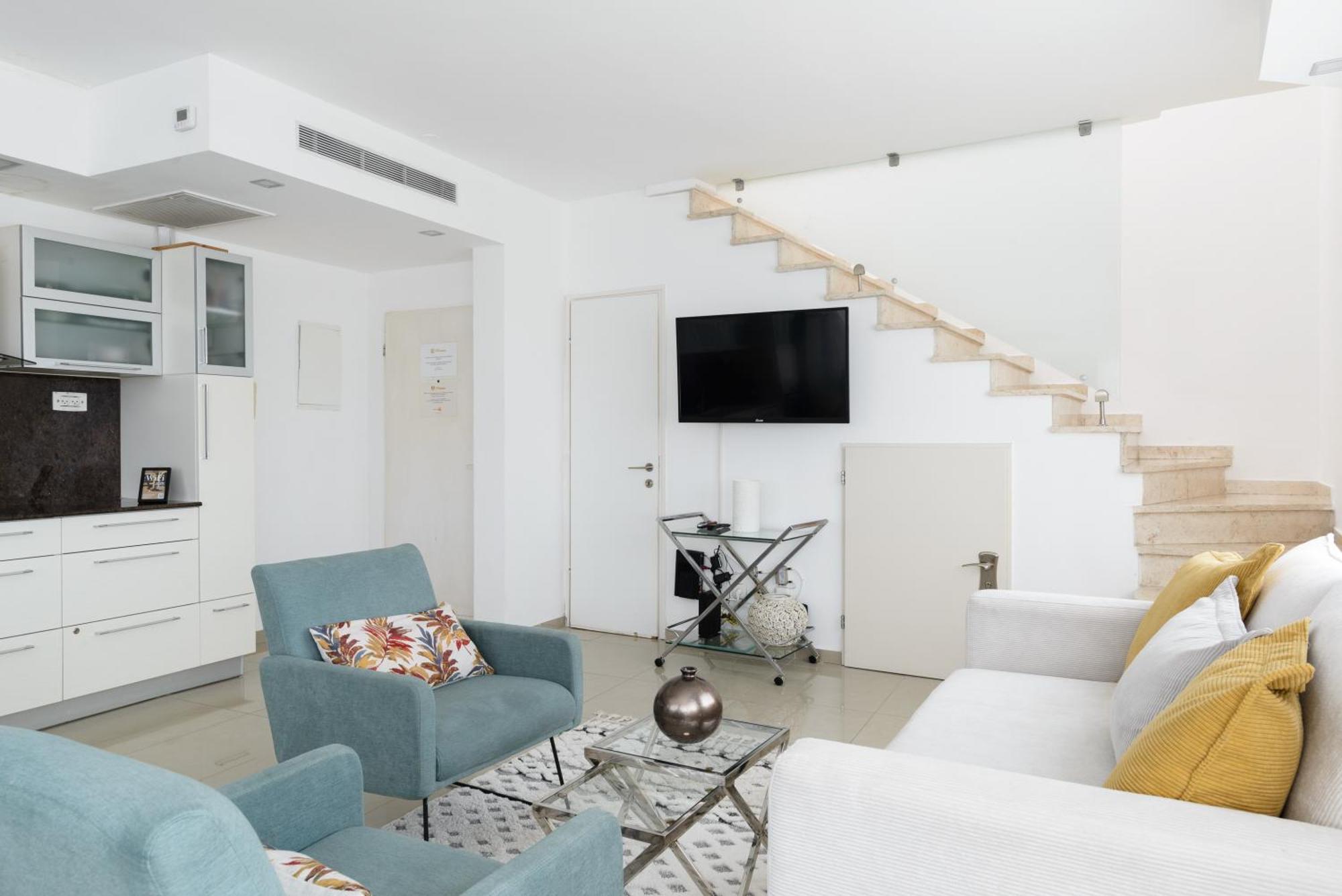 Penthouse With Panoramic View By Feelhome Tel Aviv Bagian luar foto