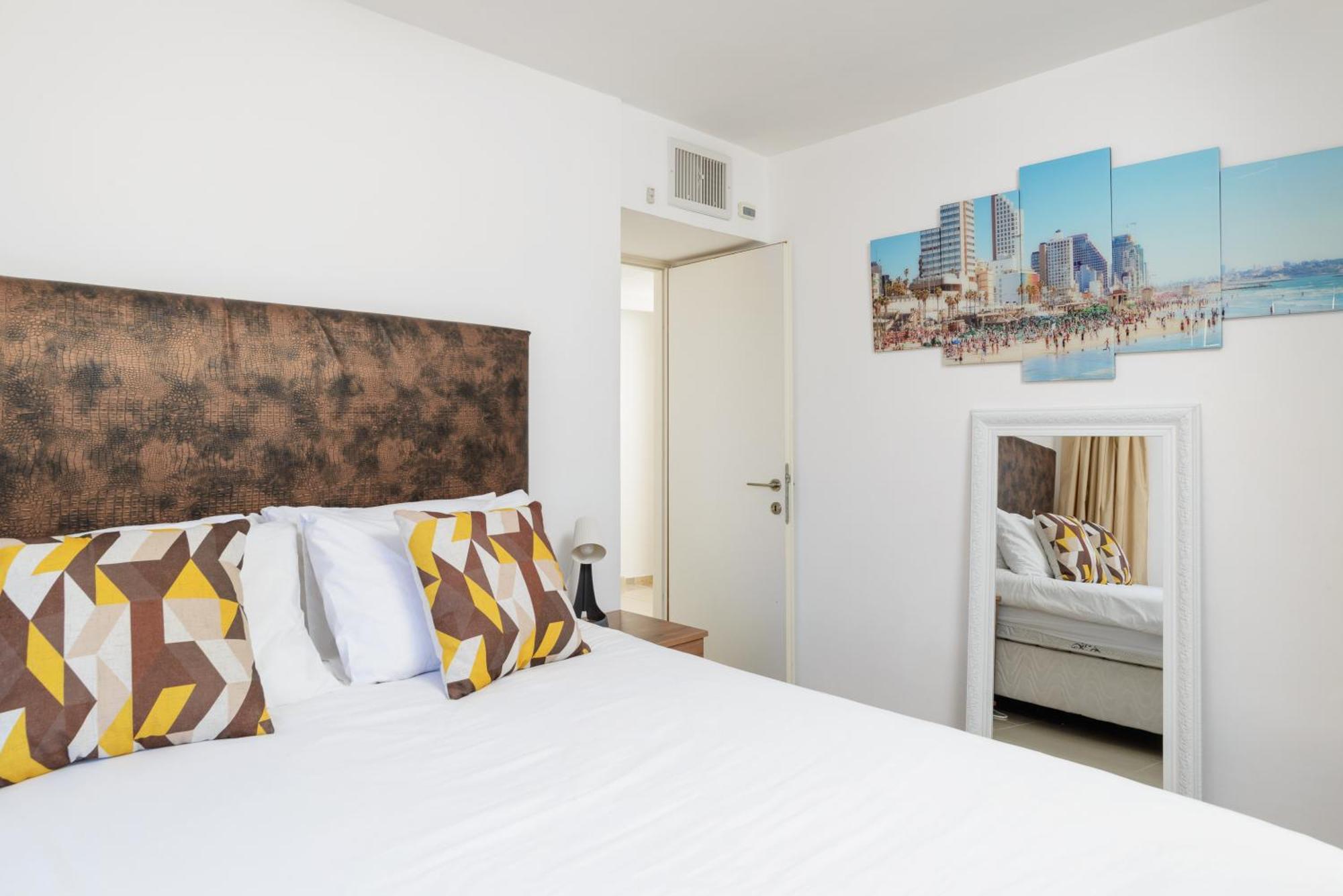 Penthouse With Panoramic View By Feelhome Tel Aviv Bagian luar foto